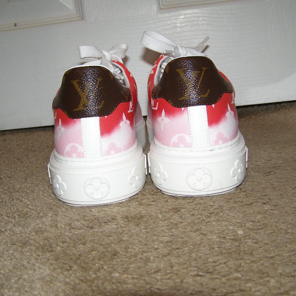 🔥 size 8.5/39 Authentic Louis Vuitton Time Out sneaker Red and Pink - Picture 7 of 16